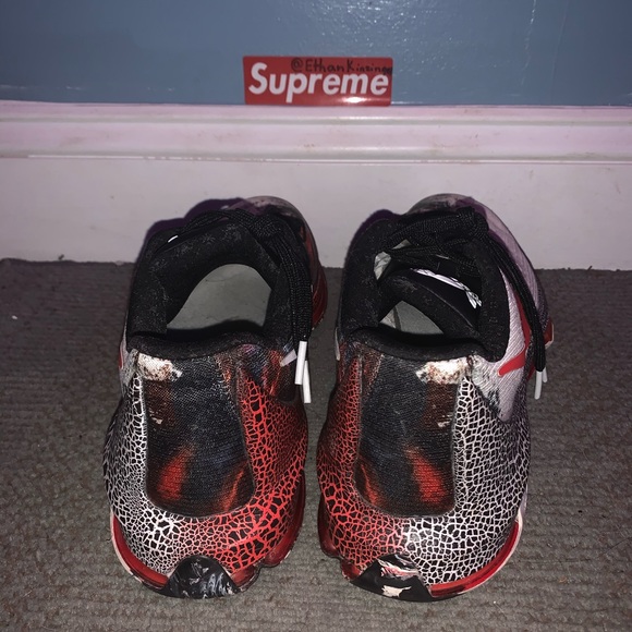 Nike KD 8 ‘XMAS’ - Picture 4 of 6